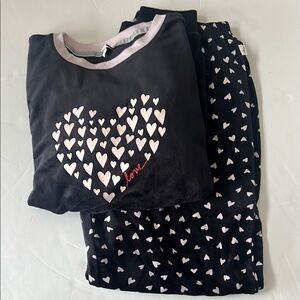 Ellen Degeneres Heart Pattern Women’s Pajamas - Black and Pink